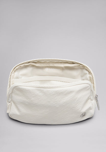 Everywhere Belt Bag 1L