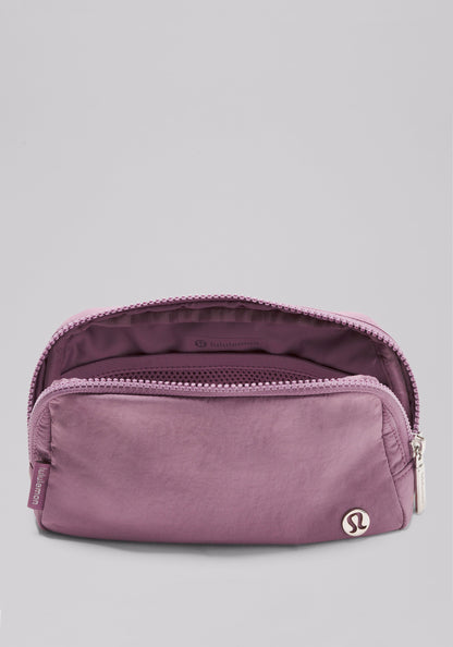 Everywhere Belt Bag 1L