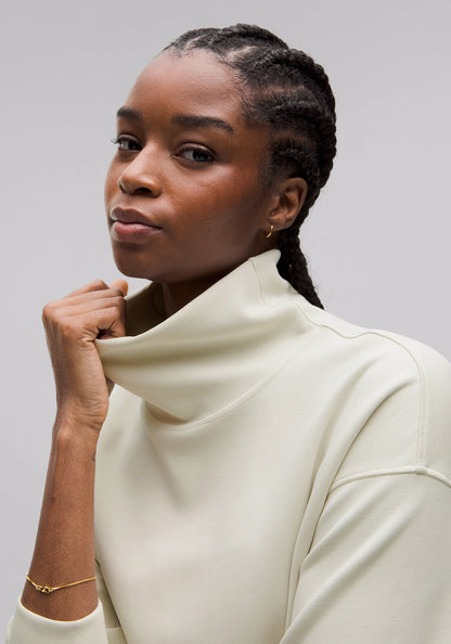 Softstreme Funnel-Neck Long Pullover