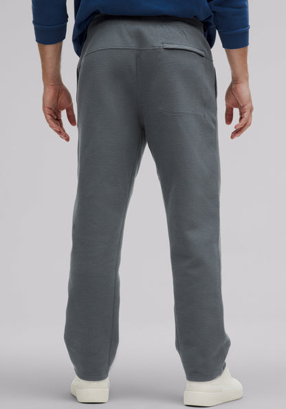 Textured Spacer Classic-Tapered Pant